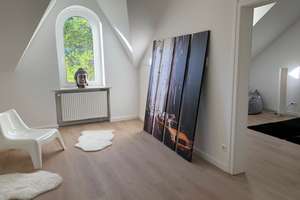 Direkt vom Eigentümer für echte Altbauliebhaber - DG-Wohnung in D-Flingern – Die vollständige Adresse der Immobilie erhältst du vom Anbieter., 40235 Flingern Nord, Düsseldorf – Vorschaubild 2