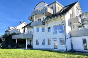 Villa mit 2 Wohneinheiten in bester Lage
-Fassade wird komplett saniert- – Die vollständige Adresse der Immobilie erhältst du vom Anbieter., 79650 Schopfheim – Vorschaubild 3