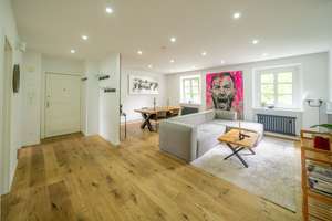 Licht. Raum. Westend. 4-Zimmer-Altbauwohnung mit Kamin auf 110qm - unvermietet & provisionsfrei
