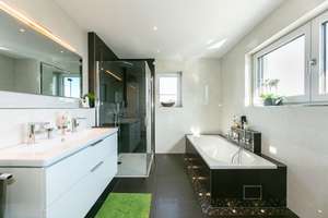 Luxus, Licht und Raum – beeindruckende Villa mit Einliegerwohnung & mehr – Die vollständige Adresse der Immobilie erhältst du vom Anbieter., 89075 Böfingen, Ulm – Vorschaubild 13