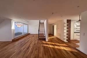 Traumhaft schöne 4,5-Zimmer-DG-Maisonette-Wohnung in imposantem Altbau in Stuttgart West – Die vollständige Adresse der Immobilie erhältst du vom Anbieter., 70176 Feuersee, Stuttgart – Vorschaubild 2