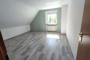 3 Zimmer- Wohnung mit eigenem Gartenanteil, Kinderfreundlich – Nienfeldstraße 40, 45894 Buer, Gelsenkirchen – Vorschaubild 3