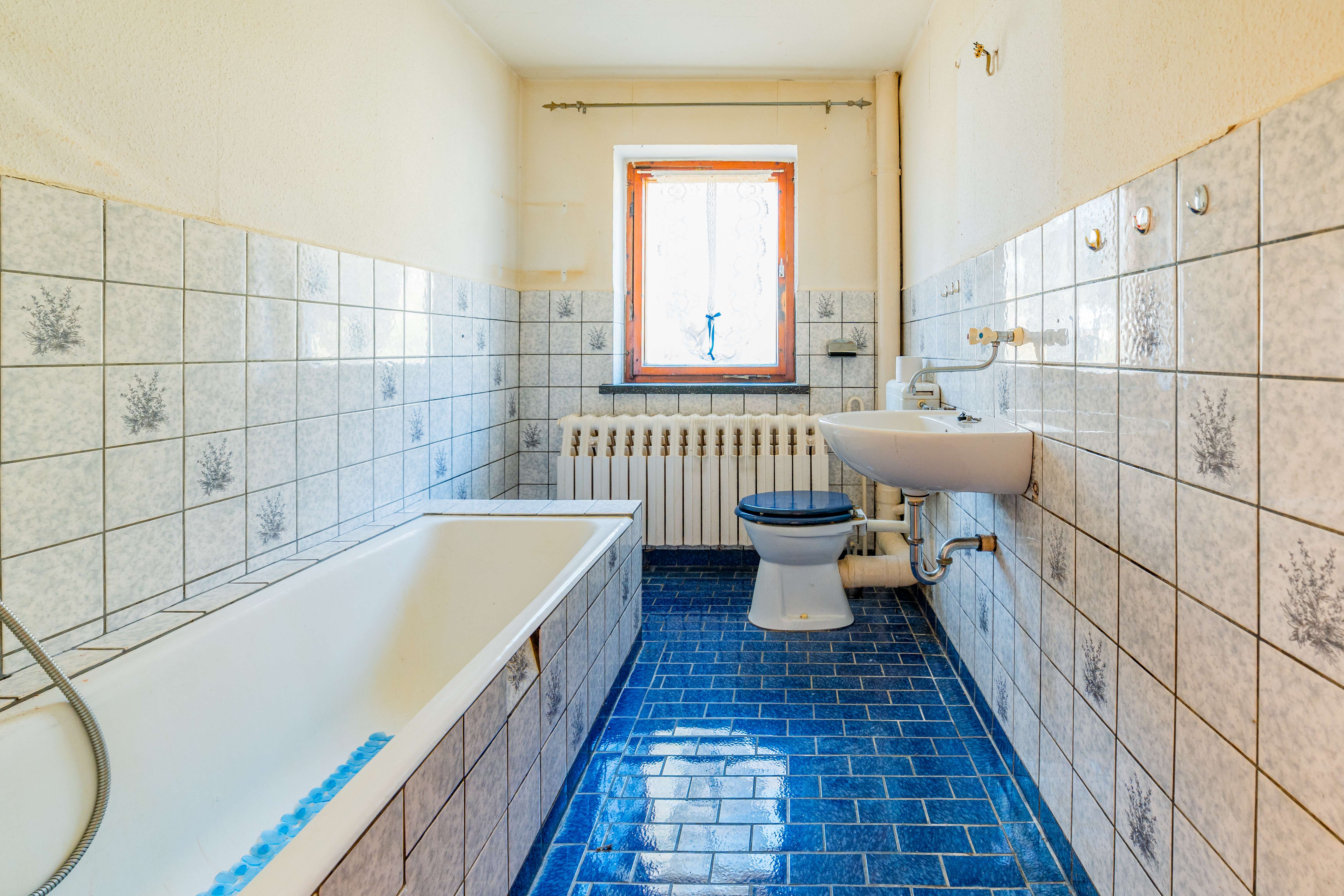 Immobilie in Hartenstein - Großzügiges Wohnhaus mit großem Garten und Privatsphäre in ruhiger Lage - Bild 0