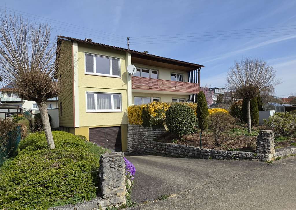 Immobilie in Mögglingen - Kapitalanlage oder Eigennutzung - attraktives 2-Fam. Haus in Siedlungslage - Bild 0