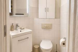 Stilvoll möblierte 3-Zimmer-Wohnung in Top-Lage – Heidelberg HBF, Balkon, TG-Stellplatz – Belfortstraße 15, 69115 Weststadt, Heidelberg – Vorschaubild 7
