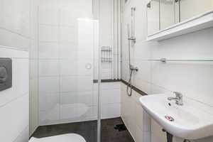 MITTEN IN DER CITY-WEST - HELLE WOHNUNG MIT BALKON – Zillestr. 26, 10585 Berlin – Vorschaubild 3