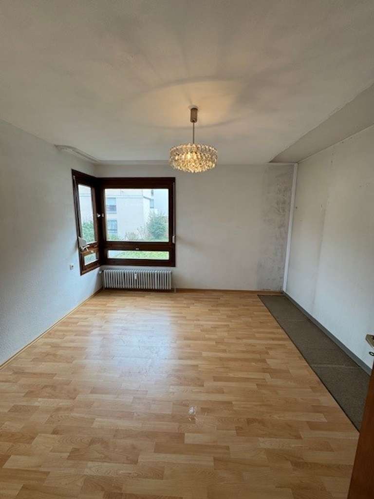 Immobilie in Schwieberdingen - Erdgeschosswohnung mit Terrasse und Garagenstellplatz - Bild 2