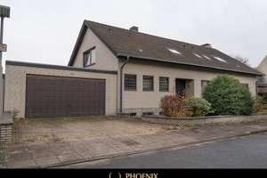 Wohnhaus in Bielefeld mit Aufzug und PV-Anlage – teilsaniert, leerstehend und vielseitig nutzbar