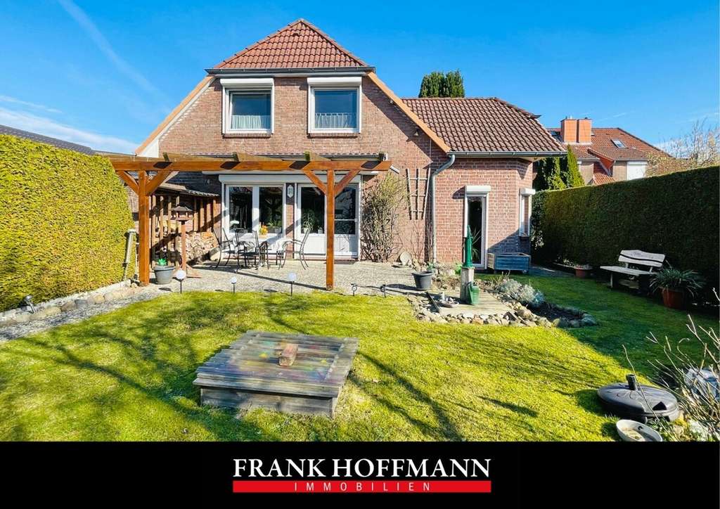 Immobilie in Alveslohe - Attraktives Einfamilienhaus mit großzügigem Grundstück in Alveslohe - Bild 0