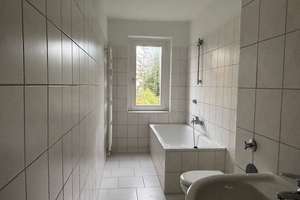St. Lorenz Süd, Moislinger Allee, 2 Zimmer-Wohnung mit Balkon, Vollbad, EBK, Laminat – Moislinger Allee 46, 23558 Sankt Lorenz Süd, Lübeck – Vorschaubild 6