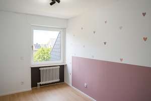Charmantes Zuhause in Top-Lage von Hösel inkl. Garage und neuwertiger Einbauküche! – Die vollständige Adresse der Immobilie erhältst du vom Anbieter., 40883 Hösel, Ratingen – Vorschaubild 11