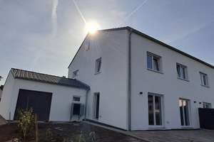 Gepflegtes Reihenhaus mit 4,5 Zimmern in Wellheim