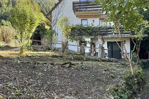 Tolles Haus mit Einliegerwohnung für Naturliebhaber!
Grundstück mit Bach !
Mehrgenerationenhaus – Die vollständige Adresse der Immobilie erhältst du vom Anbieter., 79410 Badenweiler – Vorschaubild 4