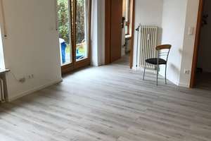Vermietete 2-Zimmer-Wohnung mit Garten – solide Kapitalanlage mit Potenzial
