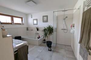 Neu- und hochwertige Doppelhaushälfte mit schönem Garten in guter Wohnlage in Reitmehring! – Die vollständige Adresse der Immobilie erhältst du vom Anbieter., 83512 Wasserburg am Inn – Vorschaubild 42