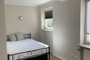 Möblierte 1‑Zimmerwohnung  - Furnished apartment with balcony & WI-Fi, available now – Thusneldastraße xx, 81543 Untergiesing, München – Vorschaubild 3