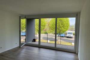 ** beeindruckende Aussicht in S- West- pfiffige 1 Zimmer Wohnung** – Geisseichstr. 29, 70197 Kräherwald, Stuttgart – Vorschaubild 1