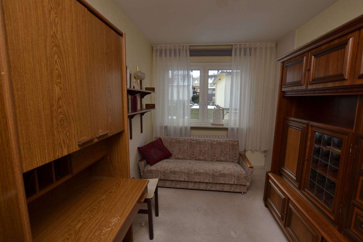 Immobilie in Eschershausen - Zweifamilienhaus in 37632 Eschershausen mit Möglichkeit zur Mischnutzung Wohnen/Büro/Praxis! - Bild 0