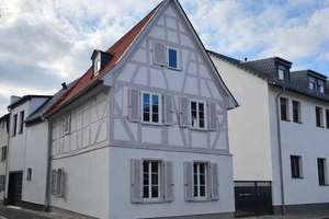 Schuch Immobilien – Neubau im Altbau -Modern saniertes Fachwerkhaus im Erstbezug – Die vollständige Adresse der Immobilie erhältst du vom Anbieter., 65203 Biebrich, Wiesbaden – Vorschaubild 1