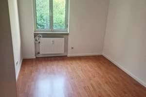 Provisionsfrei: Exklusive 5-Zimmerwohnung mit Westbalkon in Bogenhausen. Bitte keine Makleranfragen! – Wesendonk 43, 81925 Oberföhring, München – Vorschaubild 10