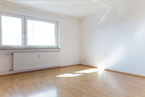 Helle 3,5‑Zimmer‑Wohnung mit Balkon & Stellplatz – Die vollständige Adresse der Immobilie erhältst du vom Anbieter., 71229 Leonberg – Vorschaubild 8