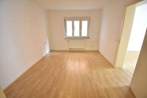 Stuttgart-Cannstatt-SOFORT FREI: Attraktive 3-Zimmer-Wohnung in ruhiger Lage – Die vollständige Adresse der Immobilie erhältst du vom Anbieter., 70372 Seelberg, Stuttgart – Vorschaubild 9