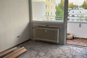 Lebendig wohnen in Laim: 2-Zimmer-Wohnung in der Landsberger Straße – Landsberger Straße 317, 80687 St. Ulrich, München – Vorschaubild 1