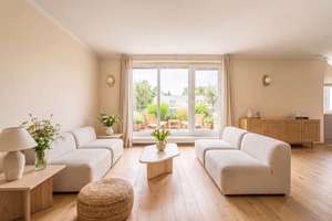 Lichterfüllte, optimal geschnittene 4-Zimmer-Dachterrassenwohnung mit perfekter Infrastruktur