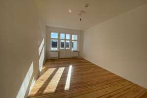  Teilgewerbliche Nutzung! 2-Zimmer Altbau Wohnung in Prenzlauer Berg! – Schönfließer Straße 15, 10439 Prenzlauer Berg, Berlin – Vorschaubild 2