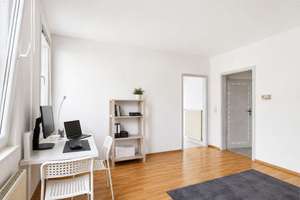 Drei Einheiten, eine attraktive Kapitalanlage: Mehrfamilienhaus in Zuffenhausen – Die vollständige Adresse der Immobilie erhältst du vom Anbieter., 70435 Zuffenhausen-Mönchsberg, Stuttgart – Vorschaubild 4
