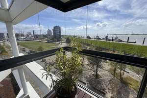 Erste Reihe Weser! Exklusive 4-Zimmer-Wohnung mit unverbaubarem Wasserblick (Weser View)