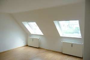 Ruhig zum Innenhof ausgerichtet, helle 1-Zi.-Dachgeschoßwhg., separate Küche – 81371 Sendlinger Feld, München – Vorschaubild 3