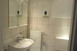 Seltene Gelegenheit  / Attraktives Mehrfamilienhaus  / Provisionsfrei – Einsteinstraße 2, 28309 Sebaldsbrück, Bremen – Vorschaubild 27