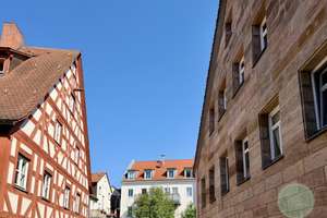 ** Fürth at it`s BEST * historisches Ambiente * ca. 106 qm * 5 Zi * Kapitalanlage in bester LAGE **