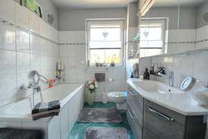 Schönberg in MV. Erstklassiger Bungalow mit wunderbarem Garten, Carport, und Solaranlage – Die vollständige Adresse der Immobilie erhältst du vom Anbieter., 23923 Schönberg – Vorschaubild 14