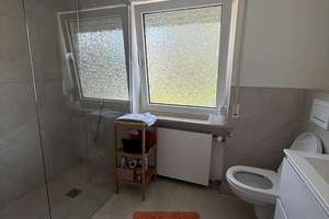 ** 1 von 8 WG-Zimmer ** in einem modernisiertes Reiheneckhaus in Kaufbeuren – Die vollständige Adresse der Immobilie erhältst du vom Anbieter., 87600 Neugablonz, Kaufbeuren – Vorschaubild 9