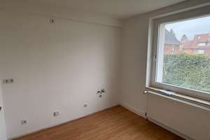 Lichtdurchflutete 2,5-Zimmer-Wohnung im 1. Obergeschoss in Gelsenkirchen-Ückendorf! – Bochumer Straße 247, 45886 Ückendorf, Gelsenkirchen – Vorschaubild 7
