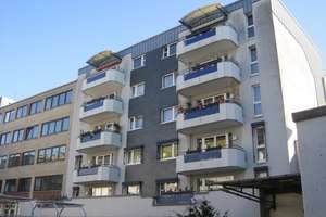 Zentrale 2-Zimmer Wohnung mit Balkon zu vermieten