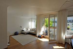 Super geschnittene, helle 4 Zimmer Wohnung mit Balkon! Neuhausen/Nymphenburg! – Nibelungenstraße 55a, 80639 Nymphenburg, München – Vorschaubild 16