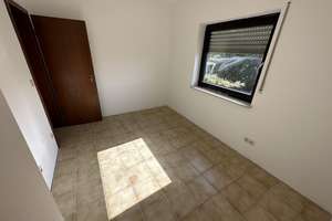 Vollständig renovierte 4-Raum-Wohnung mit Balkon in Andernach-Kell – Die vollständige Adresse der Immobilie erhältst du vom Anbieter., 56626 Andernach – Vorschaubild 11