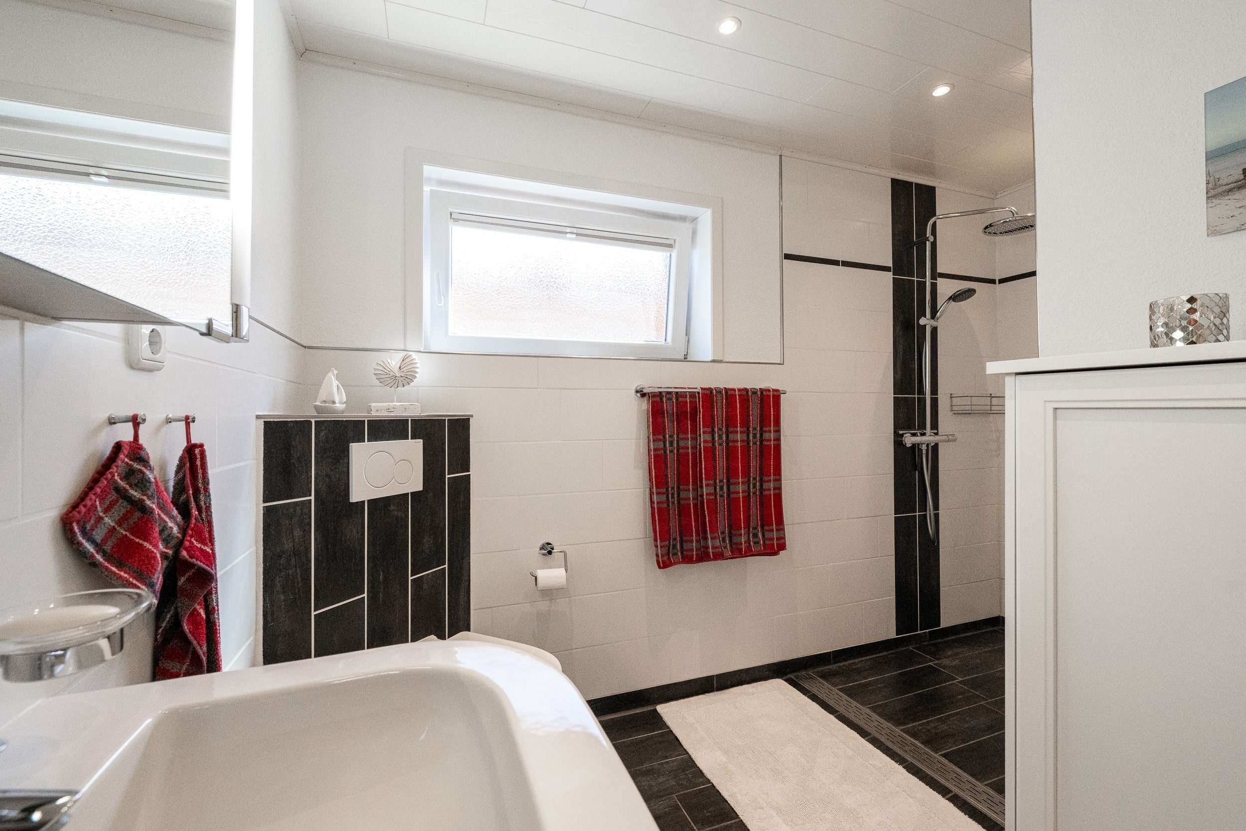 Immobilie in Süderlügum - Energetisch erstklassig saniertes Einfamilienhaus mit Garage in toller Wohnlage - Bild 3