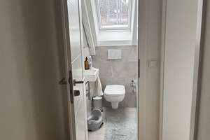 Helle neu renovierte Dachgeschosswohnung  – Böblinger Straße 41, 70199 Heslach, Stuttgart – Vorschaubild 4