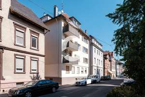 Gepflegtes 10-Familienhaus mit Hinterhaus sowie Potential in Stuttgart-Bad Cannstatt – Die vollständige Adresse der Immobilie erhältst du vom Anbieter., 70376 Neckarvorstadt, Stuttgart – Vorschaubild 3