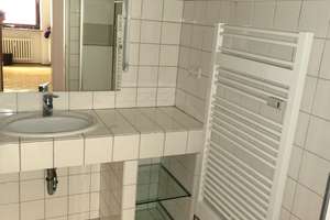 Preishammer! Schicke 2-Zimmer-Wohnung mit Loggia in der historischen Altstadt von Regensburg – Die vollständige Adresse der Immobilie erhältst du vom Anbieter., 93047 Innenstadt, Regensburg – Vorschaubild 7