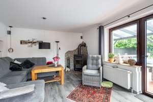 Einfamilienhaus mit zwei zusätzlichen Appartements und Außenpool in Oldenburg, Objekt-Nr.: 7701 – Die vollständige Adresse der Immobilie erhältst du vom Anbieter., 26127 Alexandersfeld, Oldenburg (Oldenburg) – Vorschaubild 4