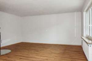 Saniertes Einfamilienhaus mi Garage – Die vollständige Adresse der Immobilie erhältst du vom Anbieter., 91710 Gunzenhausen – Vorschaubild 2