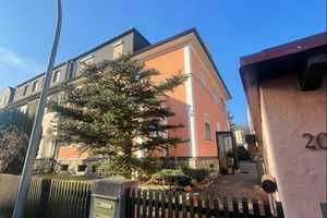 *attraktive Lage - Dreifamilienhaus* – Hof – Vorschaubild 6