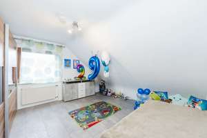 Gepflegtes 2-3 Familienhaus in beliebter Lage von Straubenhardt – Die vollständige Adresse der Immobilie erhältst du vom Anbieter., 75334 Straubenhardt – Vorschaubild 45