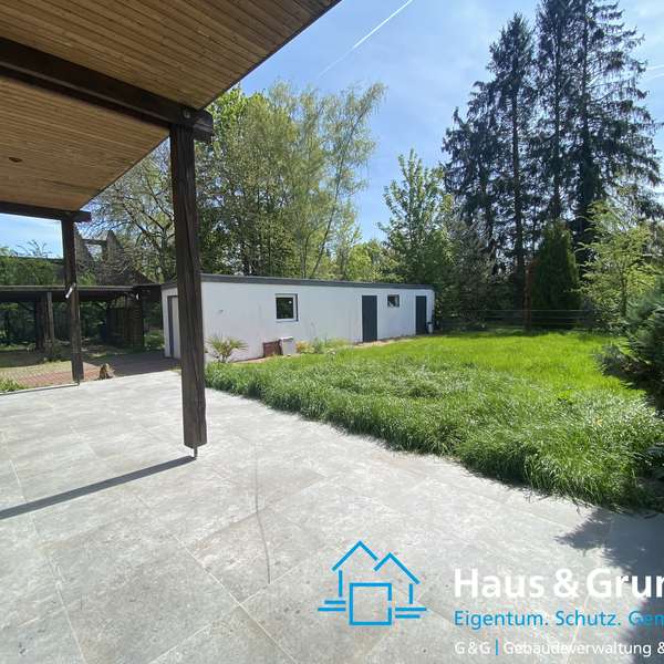 *** charmante 3-Zimmer-Wohnung in ehemaliger Villa - zwei Terrassen - Garten - in Eschweiler ***
