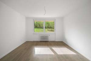 sonnige, renovierte 3-Zimmerwohnung mit Balkon  – Heinrich-Hertz-Straße 5, 32657 Lemgo – Vorschaubild 2